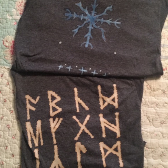 Tultex Other - 3 for 10$ NWOT. Bundle of 2 soft T’s Size M